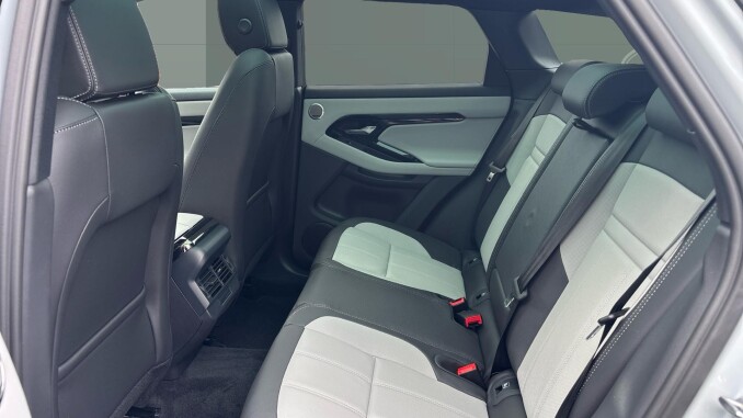 Land Rover Range Rover Evoque 2.0 D200 Hoxton Edition 5dr Auto Diesel Hatchback - Image 4